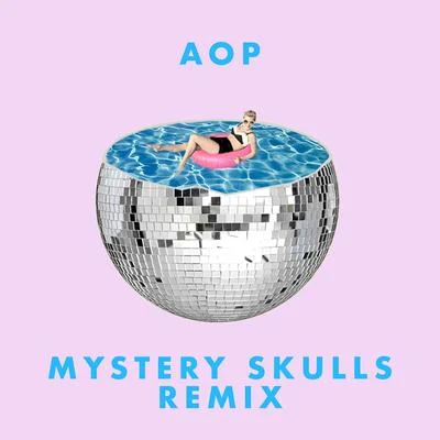 More Giraffes AOP (Mystery Skulls Remix)