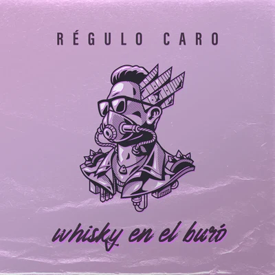 Régulo Caro Whisky En El Buró