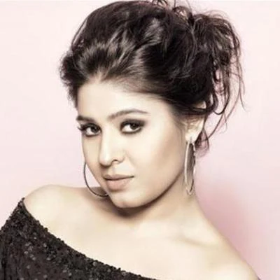 Sunidhi Chauhan/Arash/Aneela Mirza/Robert Uhlmann/Mehmood/Saira Hussain Bluffmaster