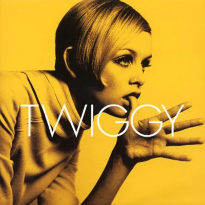 TWIGGY Romantically Yours