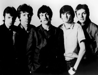 歌手 The Undertones