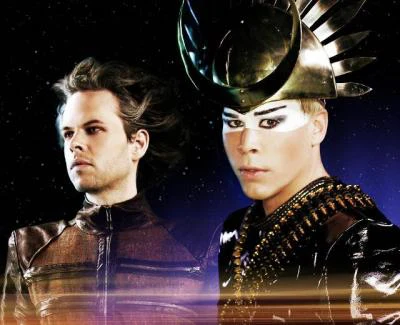 歌手 Empire of the Sun