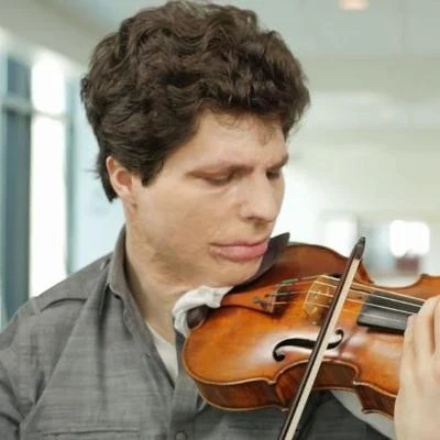 歌手 Augustin Hadelich