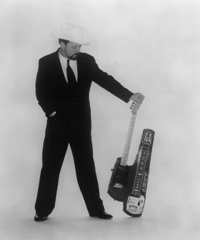 歌手 Junior Brown