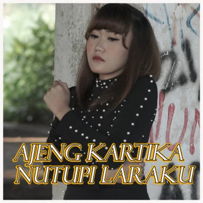 歌手 Ajeng Kartika