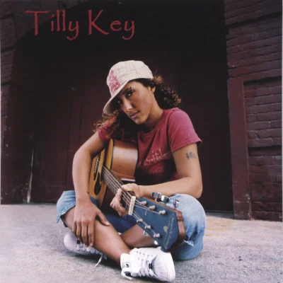 歌手 Tilly Key