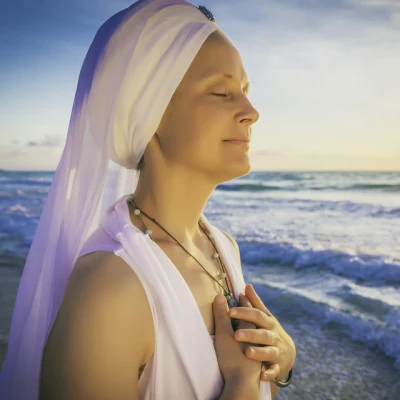 歌手 Snatam Kaur