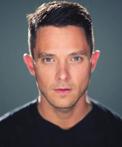 歌手 Eli Lieb