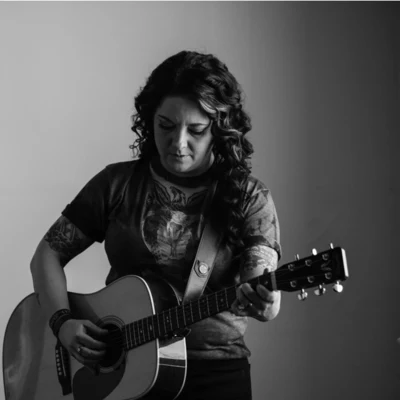 歌手 Ashley McBryde