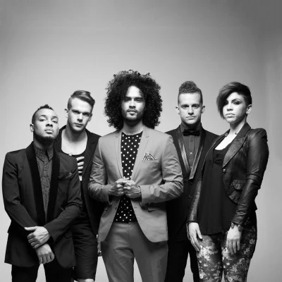 歌手 Group 1 Crew