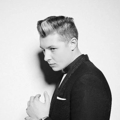 John Newman/CHVRCHES/JAY-Z/Linkin Park/Pharrell Williams/London Grammar The Official Uk Top 40 Singles Chart