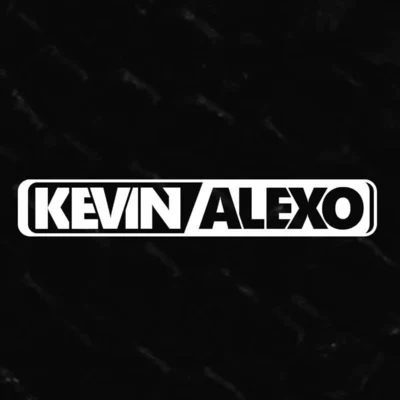 歌手 Kevin AlexoWee-oBassraver