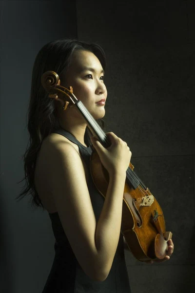 歌手 Ayana TsujiMichael HalaszPardubice Czech Chamber Philharmonic Orchestra