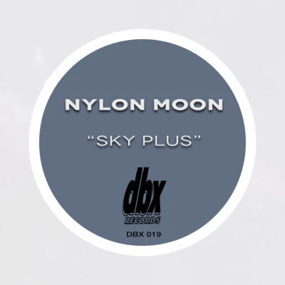 歌手 Nylon Moon