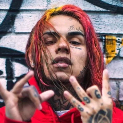 歌手 6ix9ine