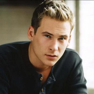 歌手 Lee Ryan