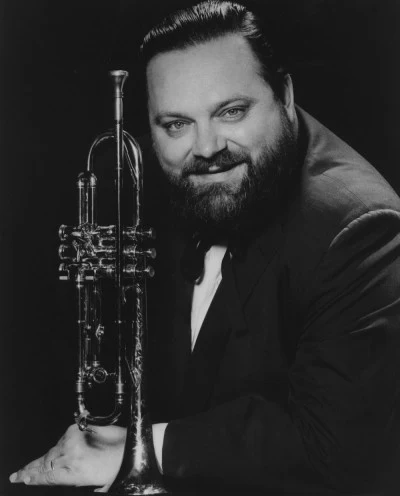 歌手 Al HirtFrey