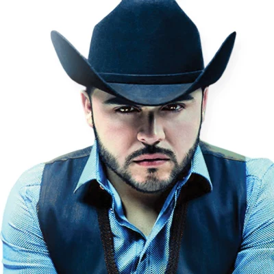 Gerardo Ortiz/Río Roma Por Ella Tomo