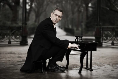 歌手 Hugh Laurie