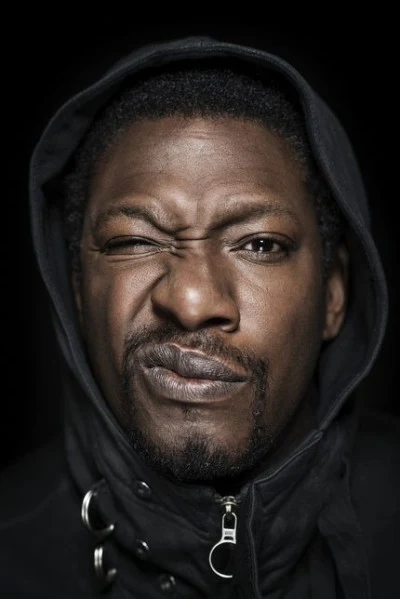 歌手 Roots Manuva