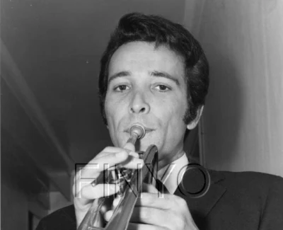 歌手 Herb AlpertHerb Alpert &amp; the Tijuana Brass