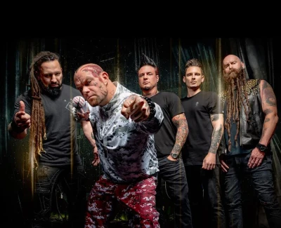 歌手 Five Finger Death Punch