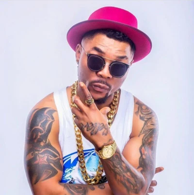 歌手 Oritse Femi