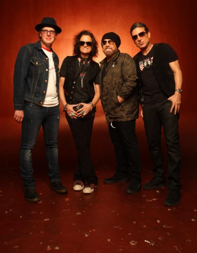 歌手 Black Country Communion