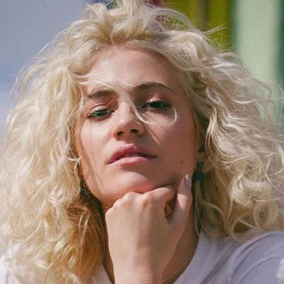 歌手 Pixie Lott