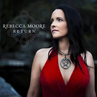 歌手 Rebecca Moore