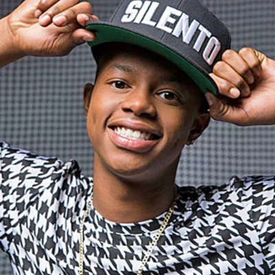 歌手 Silento