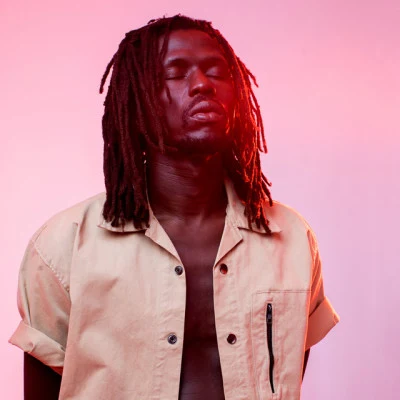 歌手 Emmanuel Jal