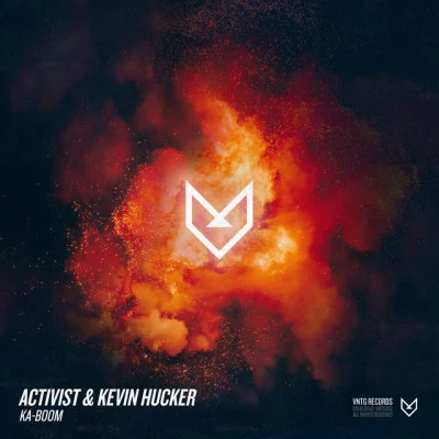 歌手 Kevin HuckerActivist