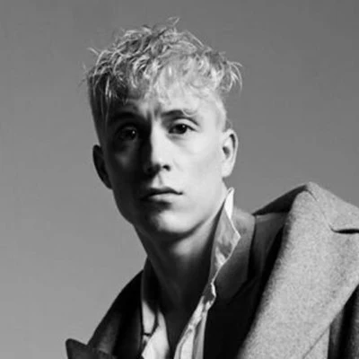 歌手 Loïc Nottet