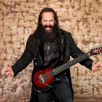 歌手 John Petrucci