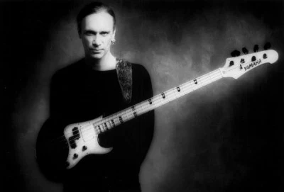 歌手 Billy Sheehan