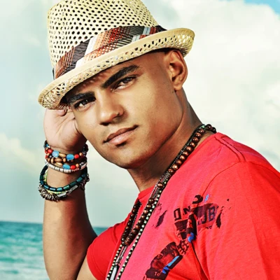 歌手 Mohombi